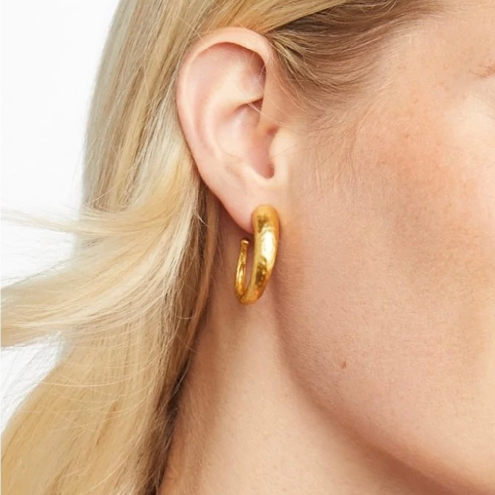 Julie Vos hammered hoop earrings-Medium - Picture 2 of 2